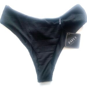 Zaful NWT Bow Cut Out Bikini Bottom Women’s Sz 4/S